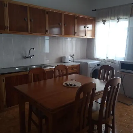 Casa Rocha Relaxe 阿尔热祖尔